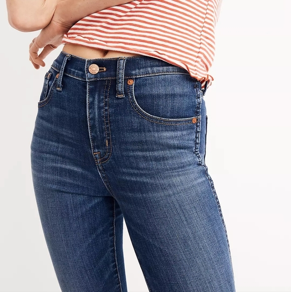 Madewell 10" High-Rise Skinny Jeans in Danny Wash: TENCEL™ Denim Edition - Picture 4 of 11
